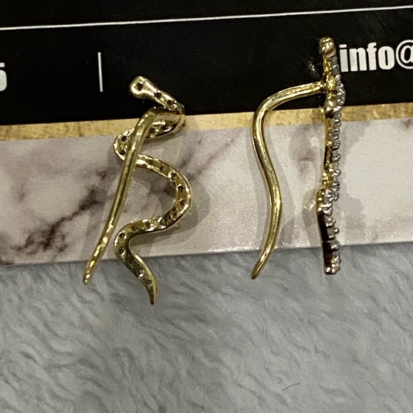 10k solid real gold real diamond climber earrings, not plated, FREE APPRAISAL - Picture 6 of 7